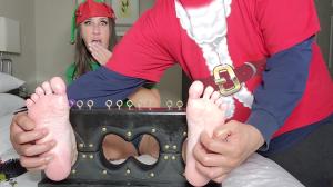 myprettyfeet8.com - Elf's Jolly Tickle Punishment thumbnail